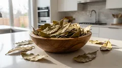 Lorbeerblätter im Haushalt nutzen: 5 einfache Anwendungen gegen Geruch und Krabbelgäste